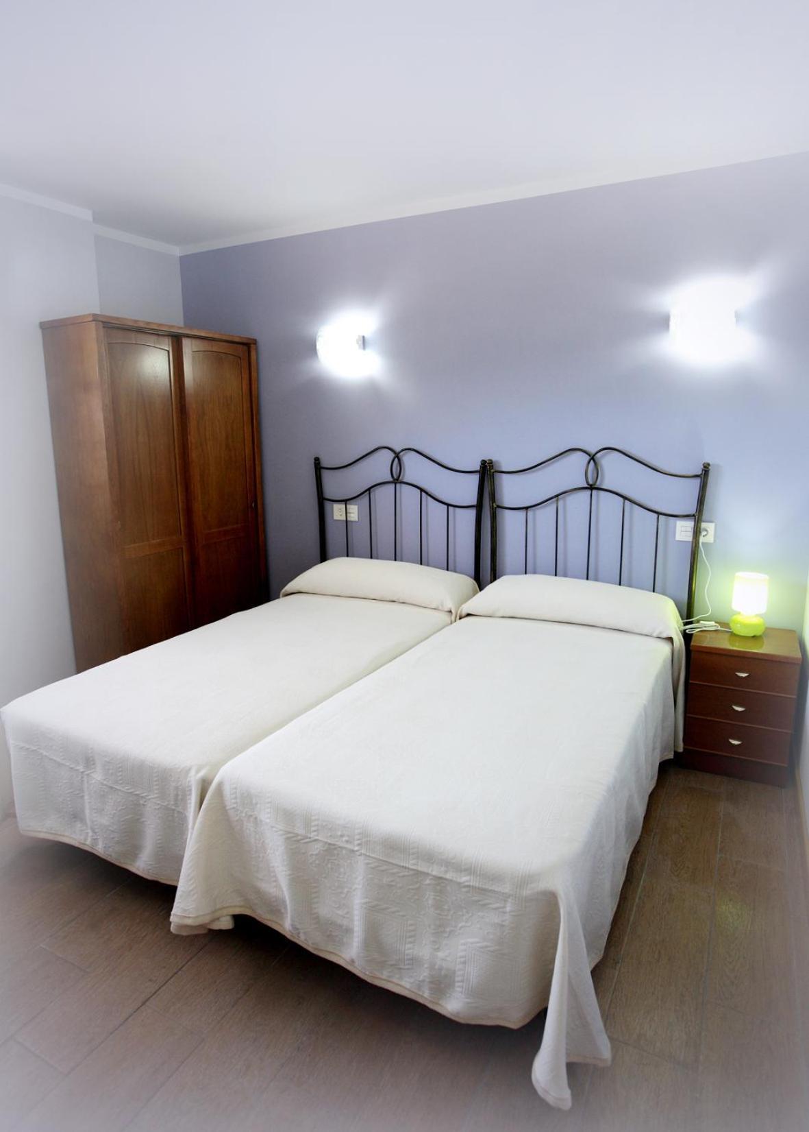 Onís Apartamentos Fermin חדר תמונה
